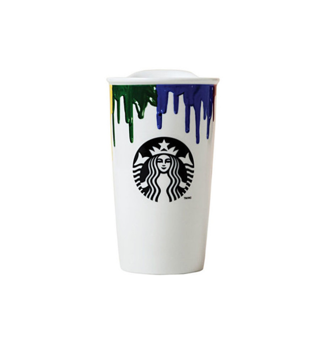 Starbucks создали стаканчики для кофе совместно с Band of Outsiders