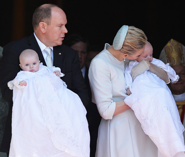 Князь Альберт и княгиня Шарлен окрестили своих детей в Кафедральном соборе Монако