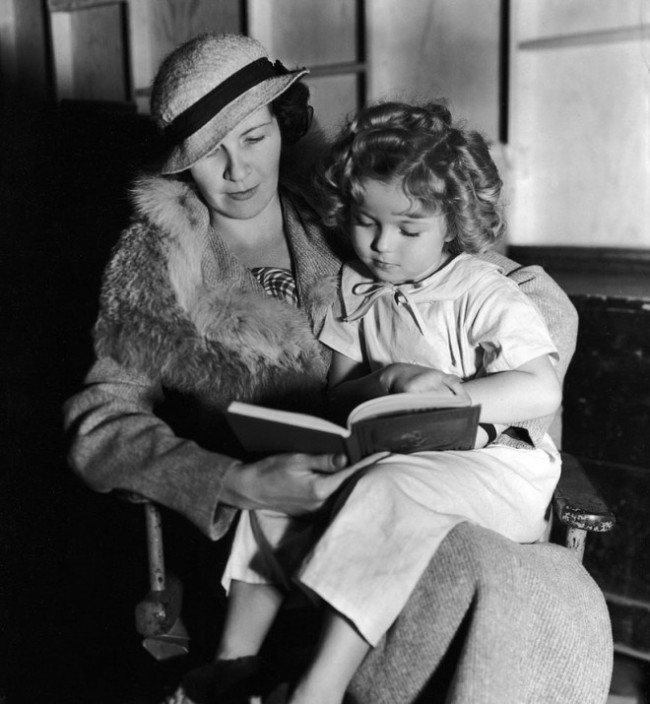 Flashback: Ширли Темпл с мамой, 1934 год
