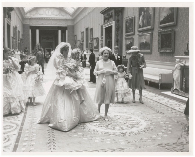 Flashback: behind-the-scenes фото со свадьбы принцессы Дианы