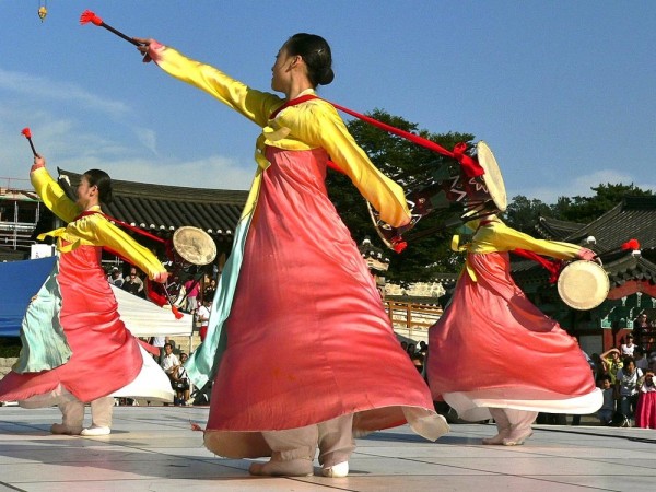 Фестиваль корейской культуры «Чусок» в городском парке «Красная Пресня»