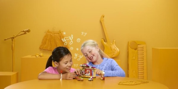 Новые наборы LEGO® Friends: подружки показывают свои таланты
