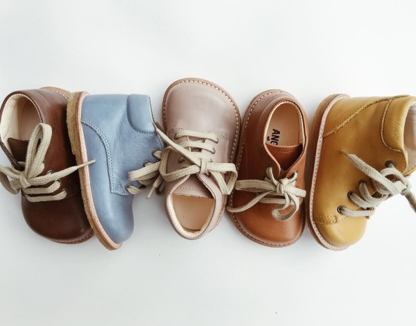 Как выбрать обувь для малыша и не навредить ему