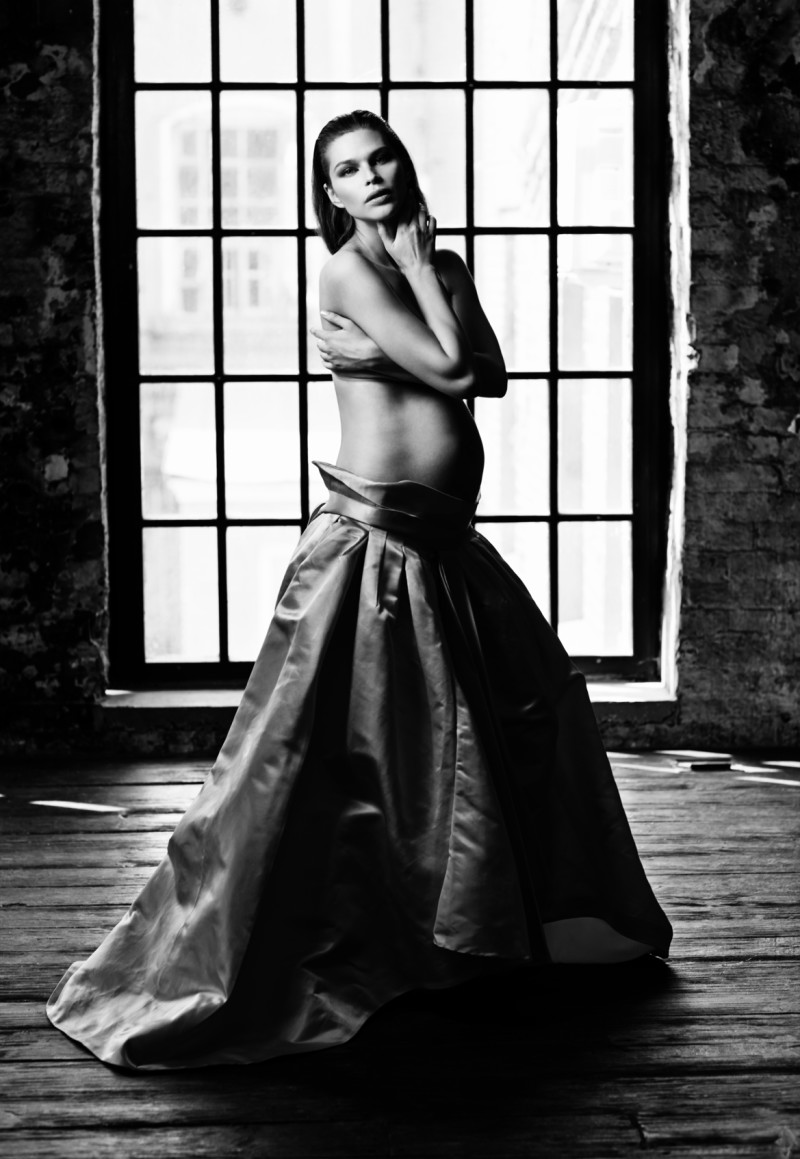 На Ирине: юбка, Christian Dior;